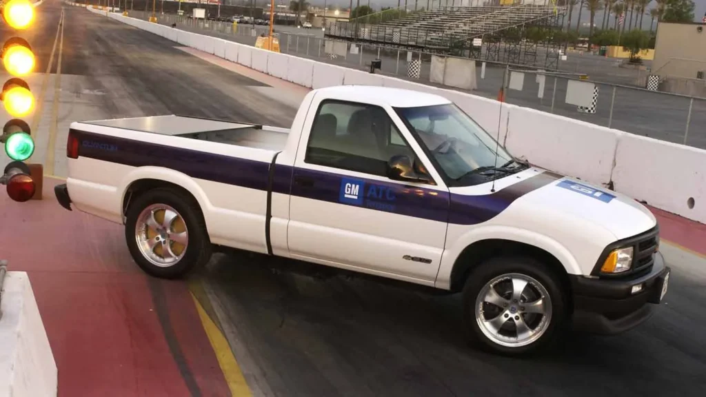 самые странные американские пикапы Chevrolet S-10 EV