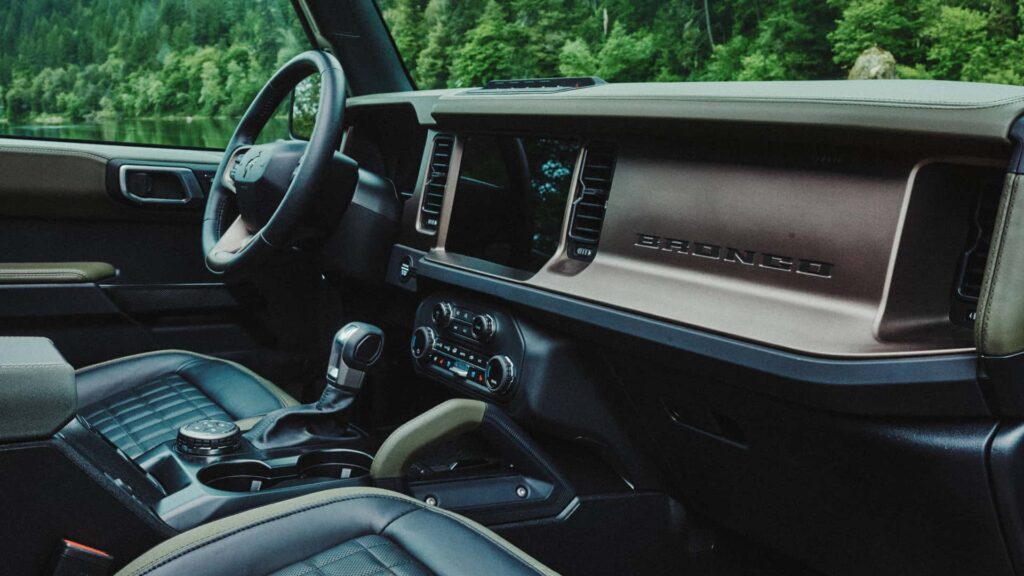 Ford Bronco Filson 2