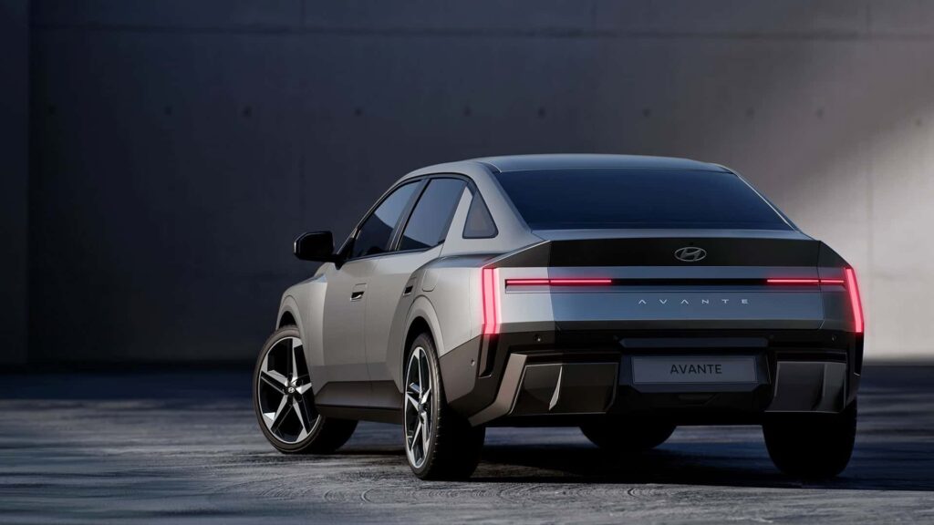 Hyundai Elantra 2