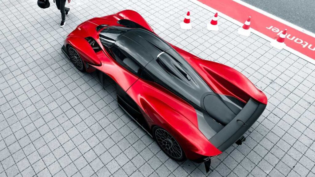 Aston Martin Valkyrie 1