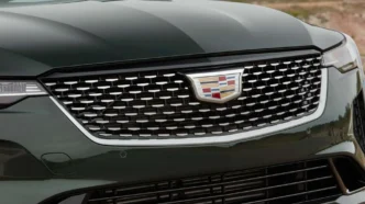 новый Cadillac